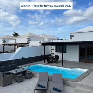 Stunning Arabella - Heated Pool - Bbq - Amazing Terrace - Villa