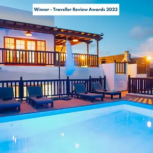 Vista Reina - Luxury 6 Bedroom - Heated Pool- Views - Pool Table - Vista Lobos - Villa